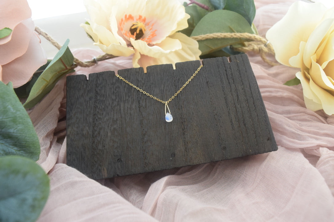 Single Moonstone Necklace