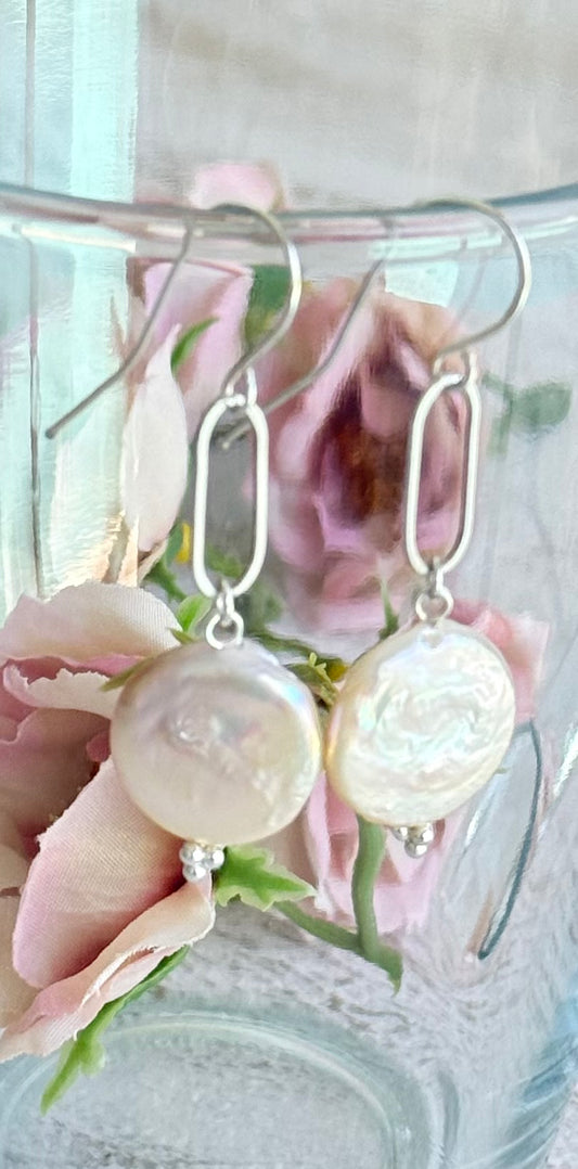 Paperclip Coin Pearl earrings
